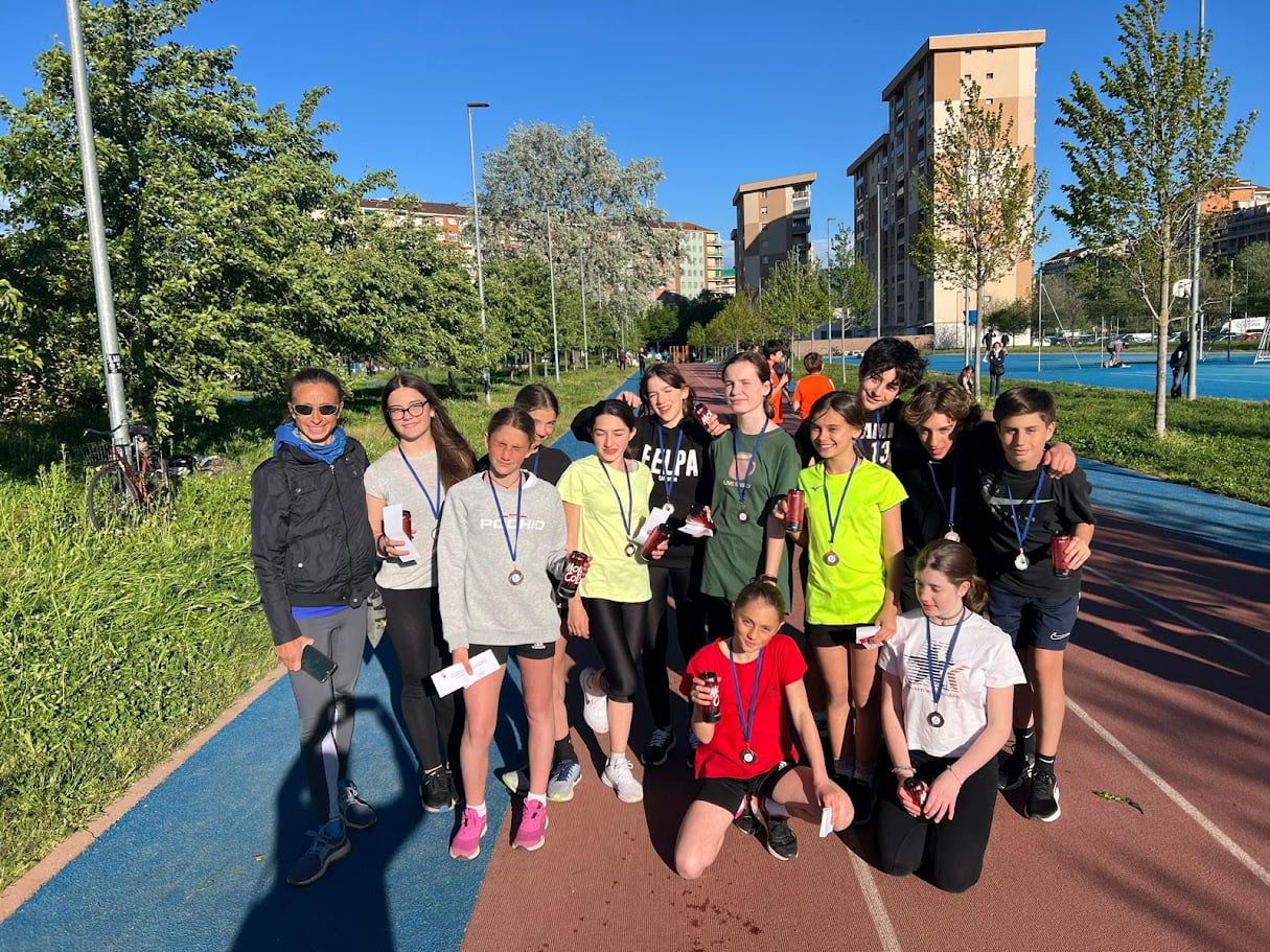 1° Trofeo Rotolando_gruppo allievi e allieve con docente